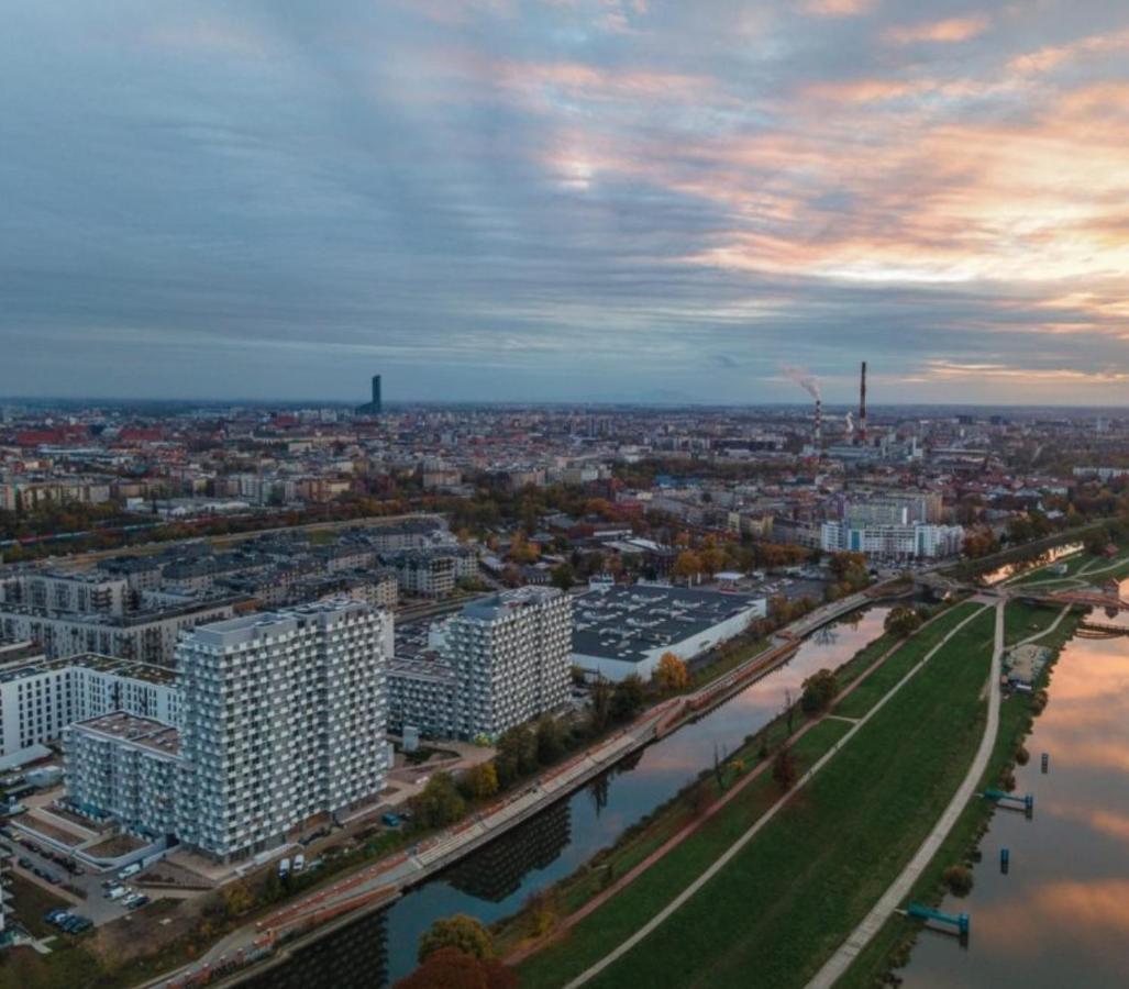 Nowoczesny Apartament Na Promenadach Wroclawskich Exterior foto